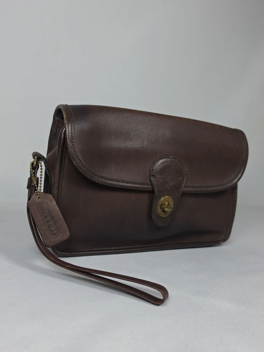 COACH Vintage Brown Leather Men’s Turnlock Clutch Wristlet Bag 9971 USA M OS